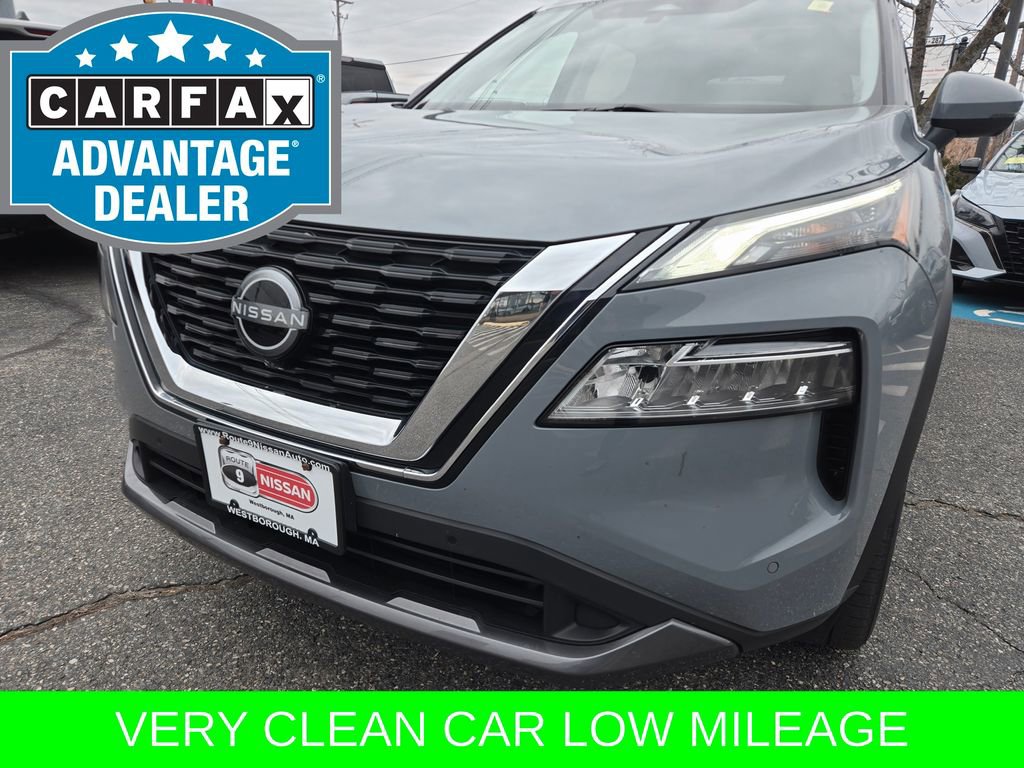 Used 2023 Nissan Rogue SL w/ SL Premium Package image 3