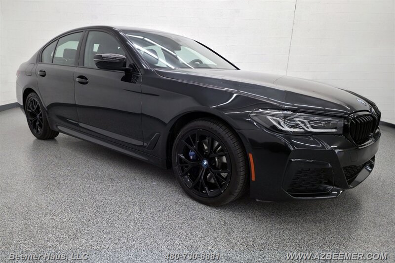 Used 2023 BMW 530e w/ M Sport Package RWD image 9