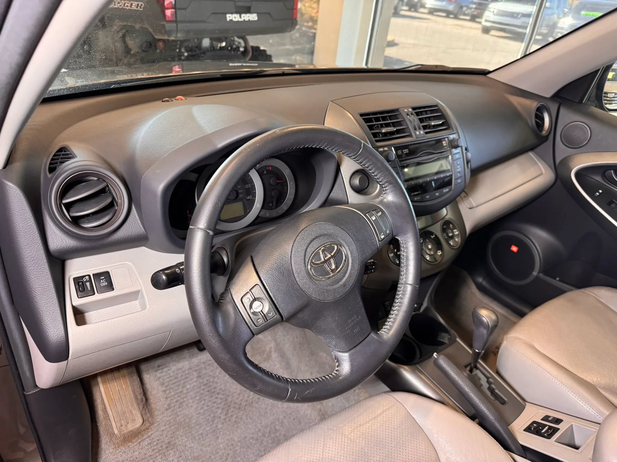 Used 2010 Toyota RAV4 Limited FWD image 30