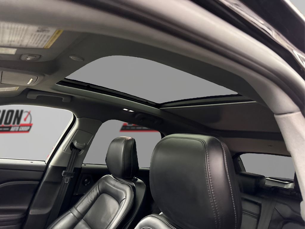 Used 2020 Lincoln Corsair Reserve w/ Equipment Group 202A image 20