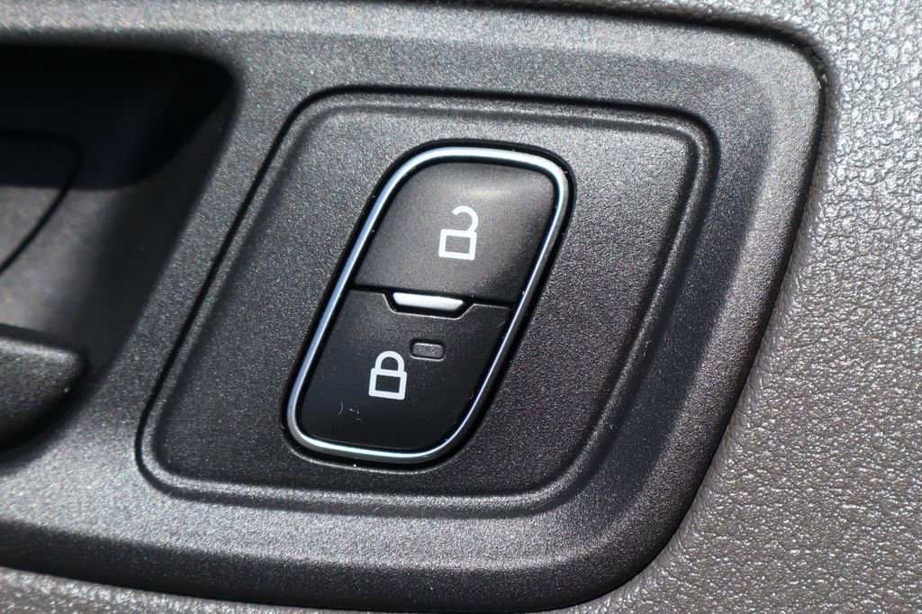 Used 2022 Ford Transit Connect XL image 18