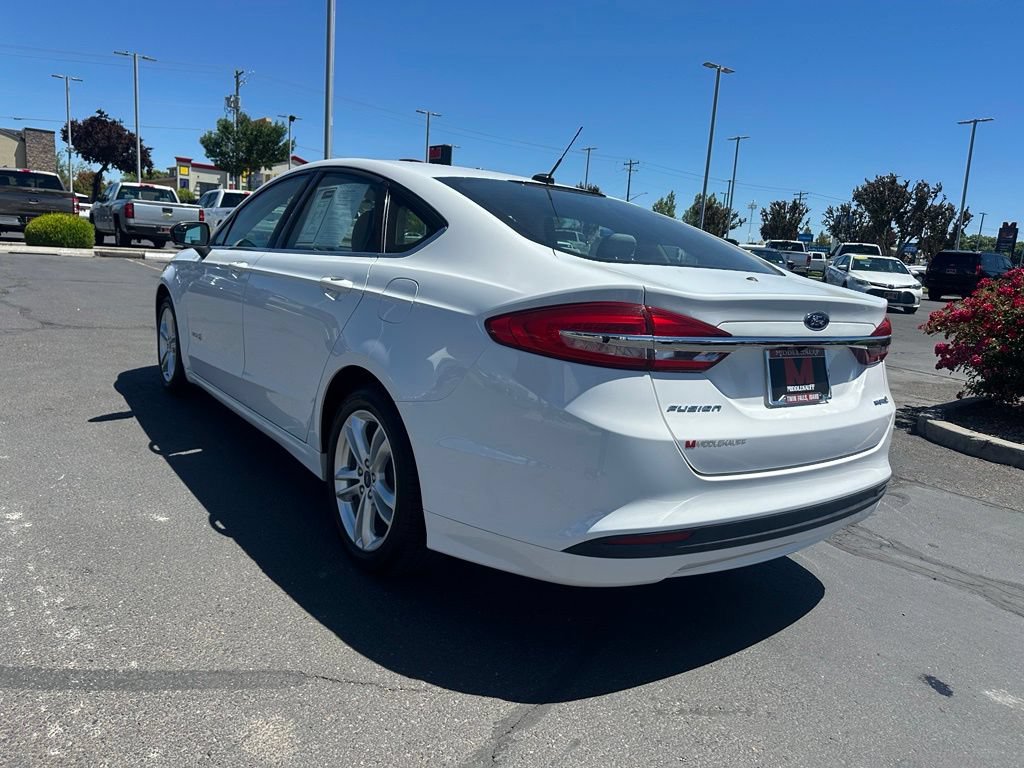 Used 2018 Ford Fusion S FWD image 5