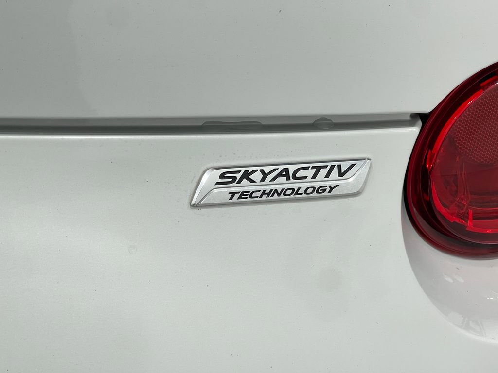 Used 2017 MAZDA MX-5 Miata RF Club image 35