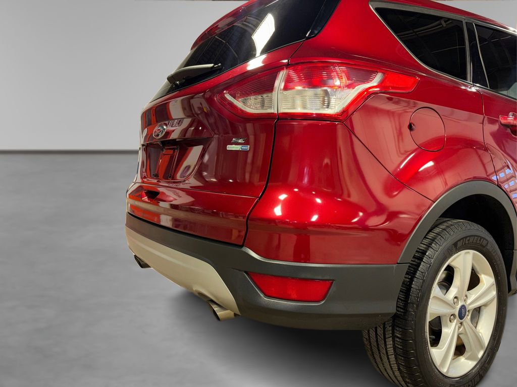 Used 2015 Ford Escape SE image 17