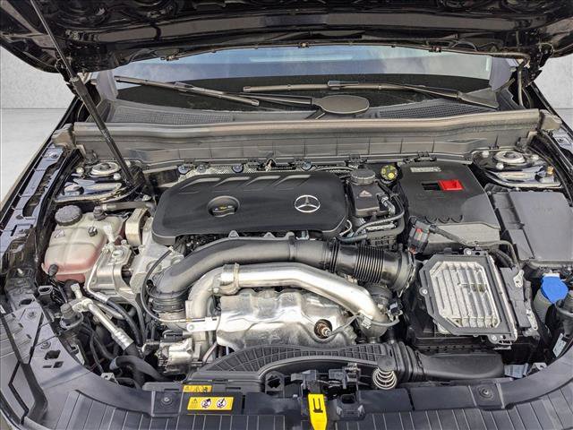 New 2025 Mercedes-Benz GLB 250 image 25