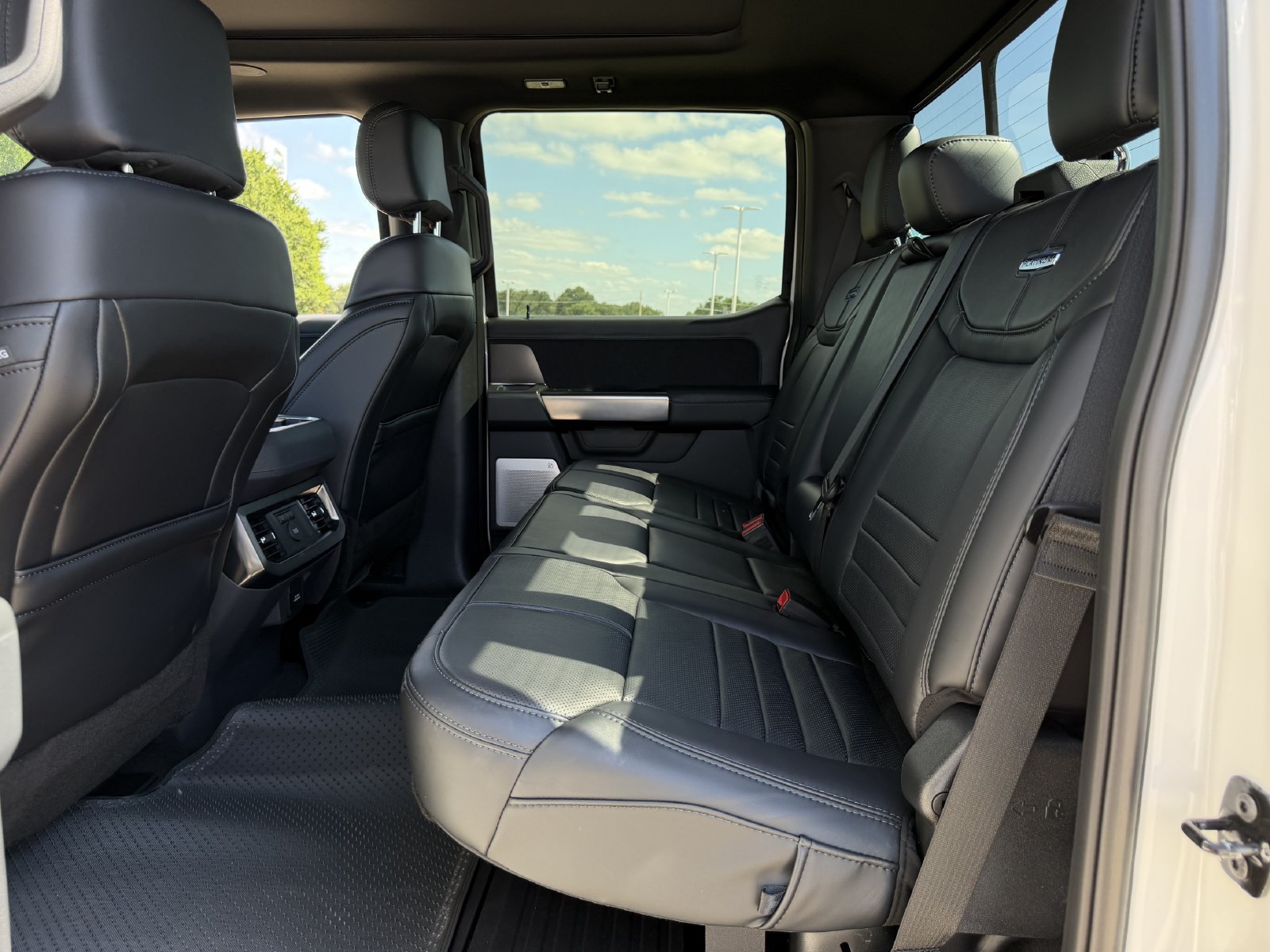 New 2026 Ford F350 Platinum AWD/4WD image 27