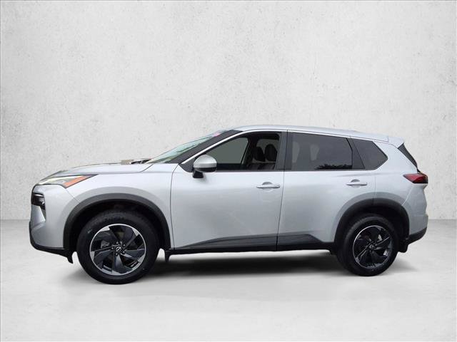 Used 2024 Nissan Rogue SV FWD image 9