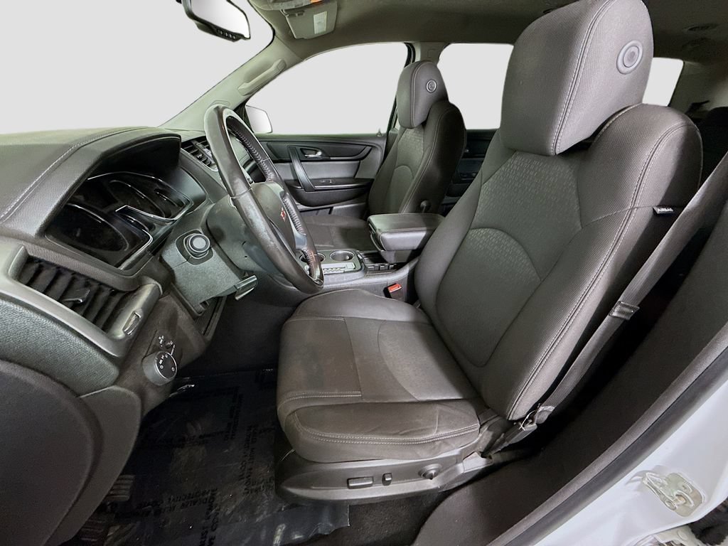 Used 2016 GMC Acadia SLE FWD image 19