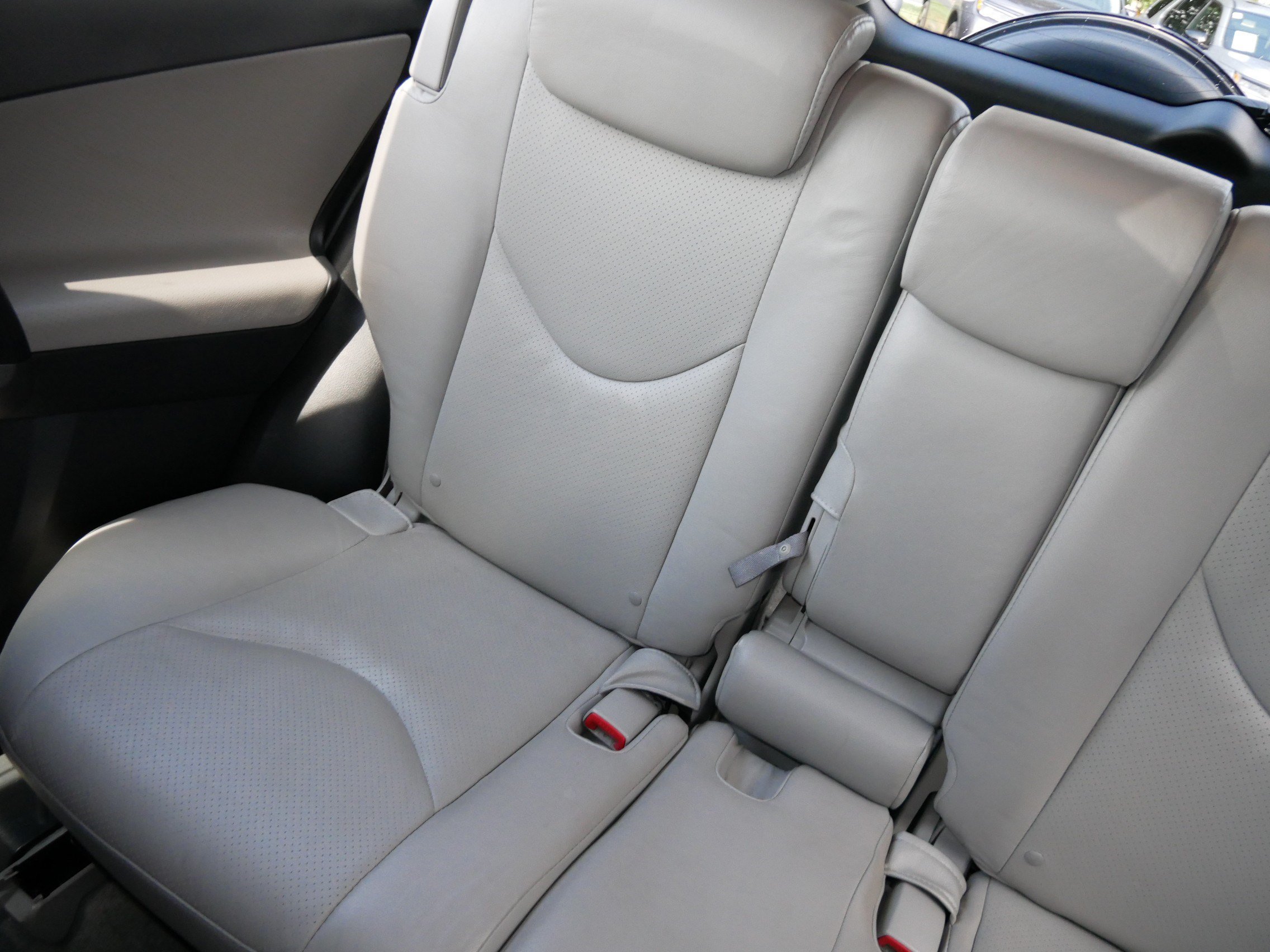 Used 2011 Toyota RAV4 Limited w/ Limited Extra Value Pkg AWD/4WD image 12