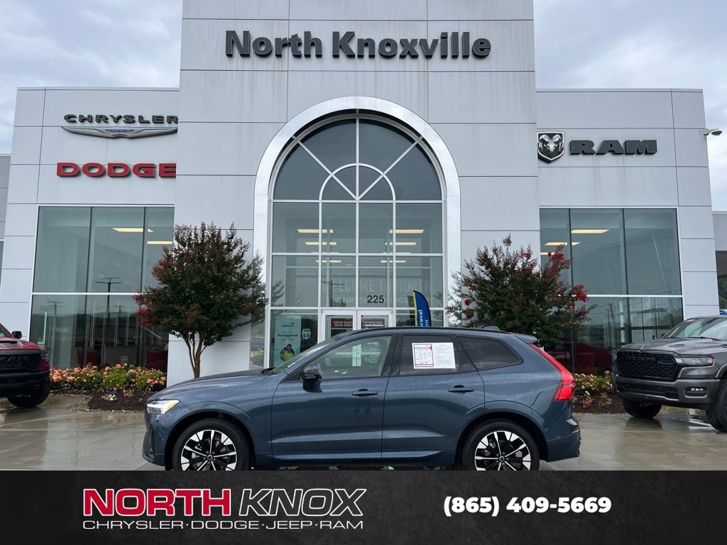 Used 2026 Volvo XC60 B5 Plus w/ Protection Package Premier AWD/4WD image 2