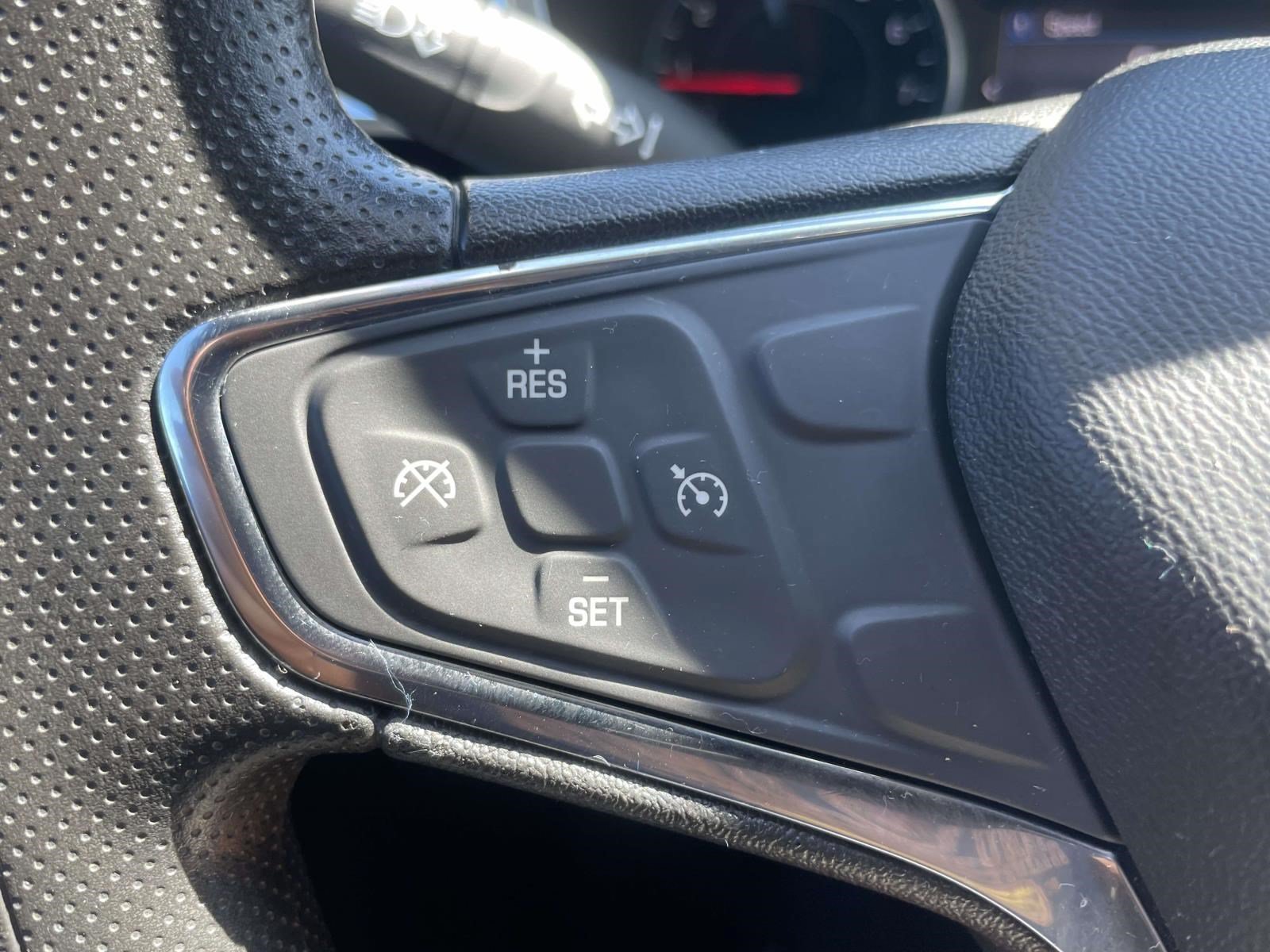 Used 2019 Chevrolet Equinox LT FWD image 20