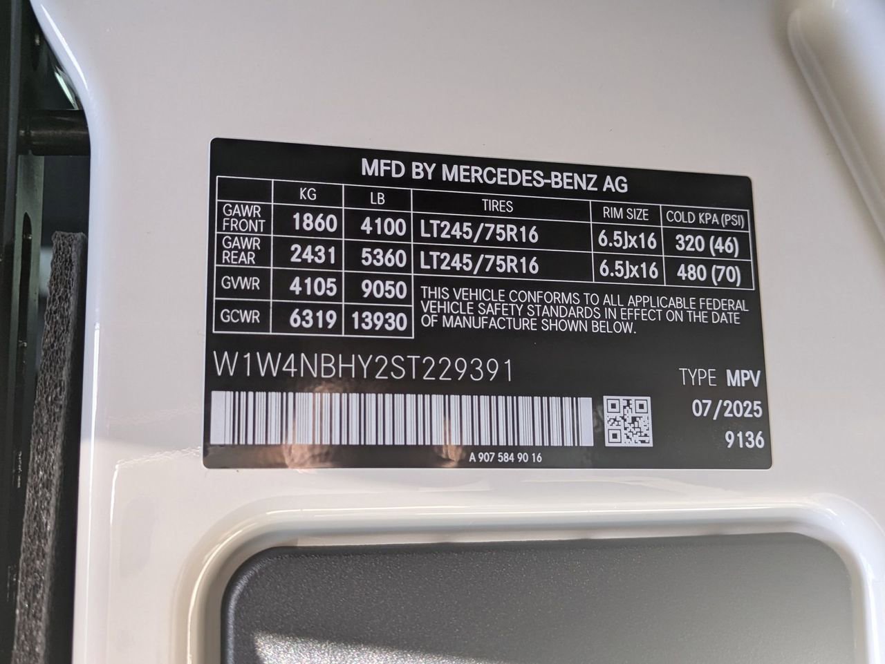 New 2025 Mercedes-Benz Sprinter 2500 image 15