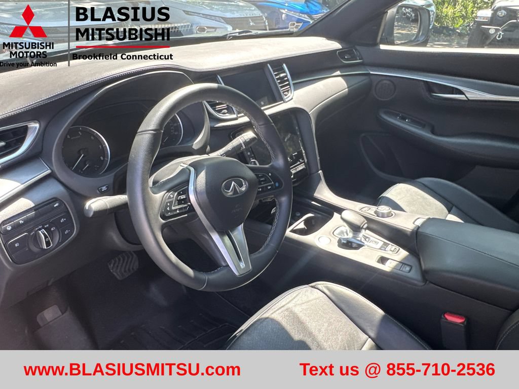 Used 2023 INFINITI QX55 Luxe w/ Cargo Package AWD/4WD image 16