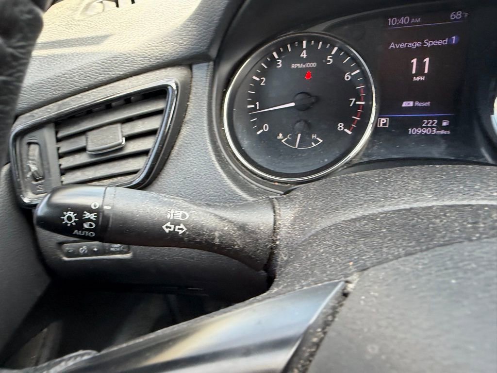 Used 2018 Nissan Rogue SV AWD/4WD image 13
