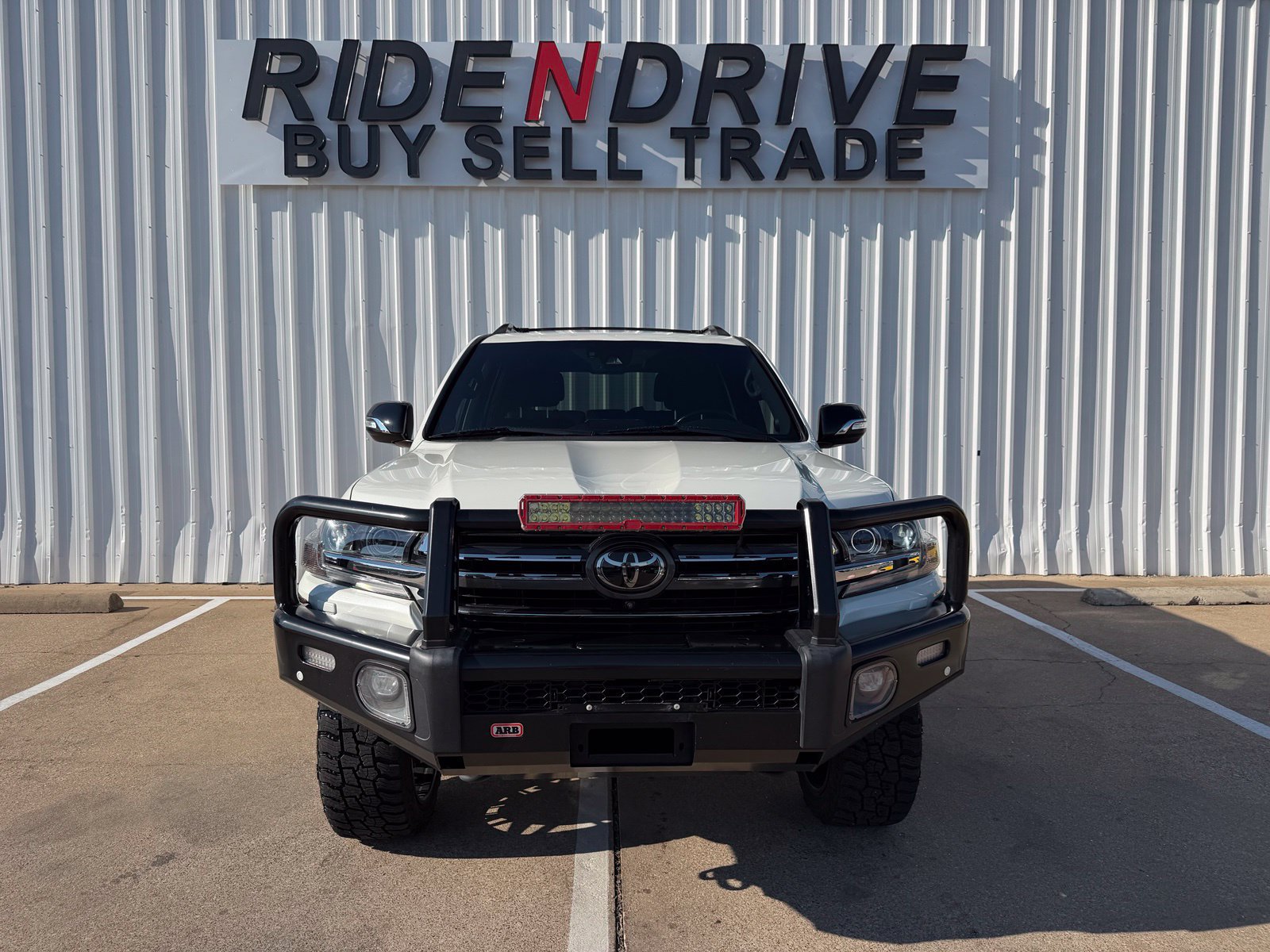 Used 2020 Toyota Land Cruiser Heritage Edition AWD/4WD image 10