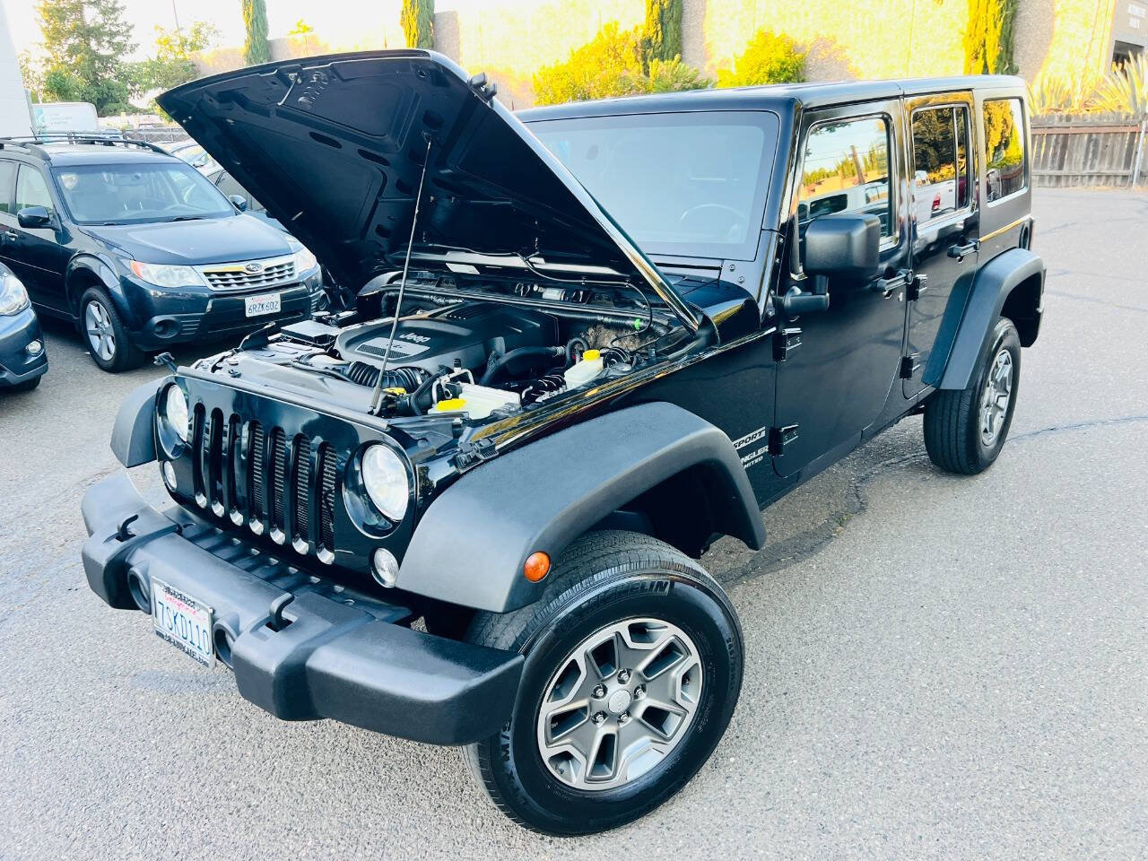 Used 2014 Jeep Wrangler Unlimited Sport w/ Quick Order Package 24S AWD/4WD image 10