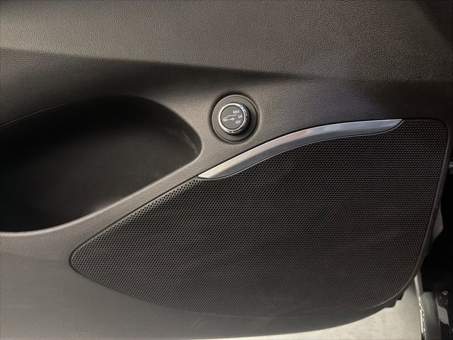 Used 2021 Buick Enclave Essence FWD image 15
