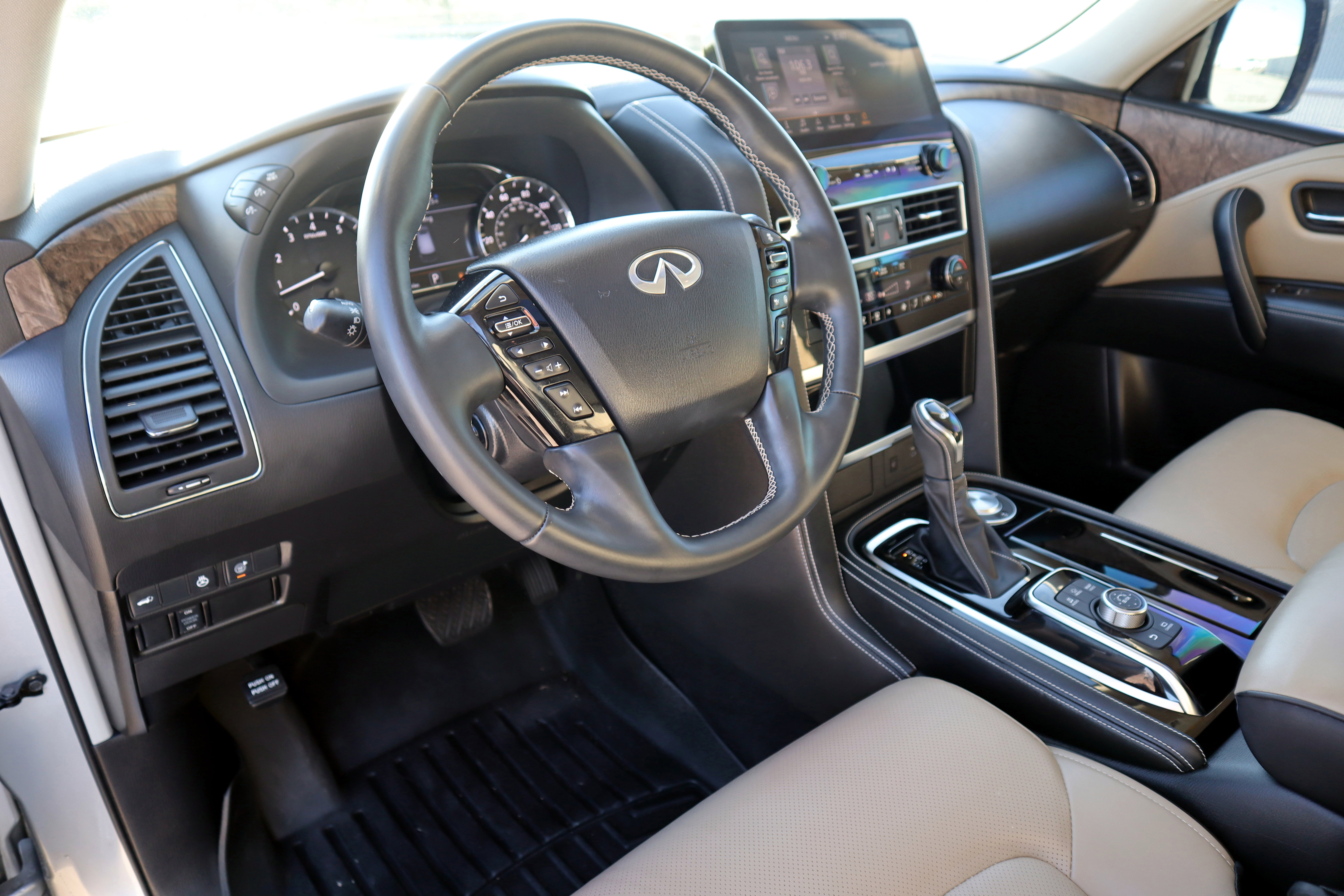 Used 2022 INFINITI QX80 Premium Select w/ Cargo Package image 22