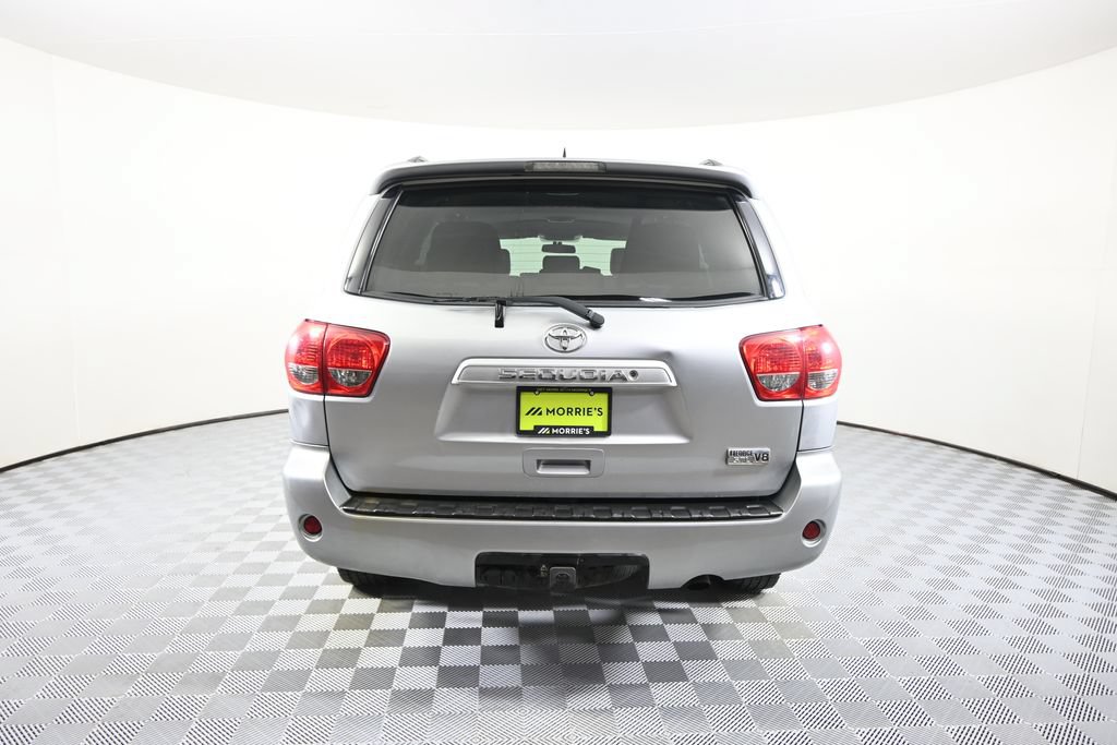 Used 2016 Toyota Sequoia SR5 AWD/4WD image 5