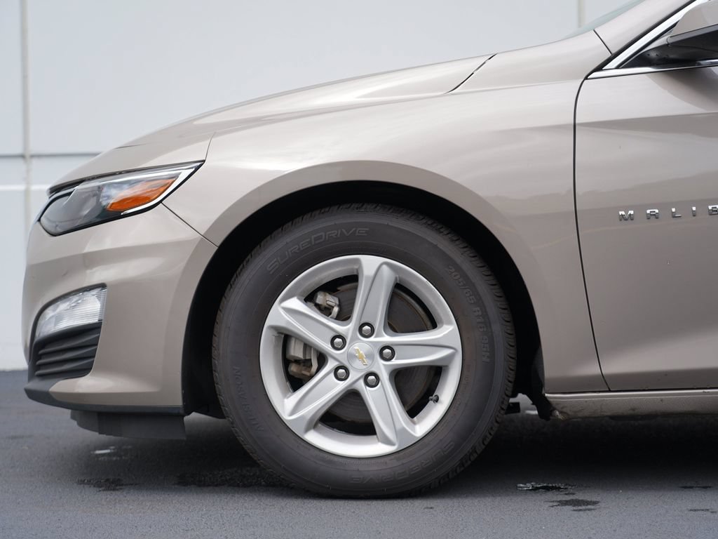 Used 2023 Chevrolet Malibu LT FWD image 11