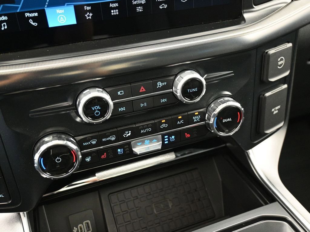 New 2025 Ford F150 Platinum w/ Equipment Group 702A High image 16