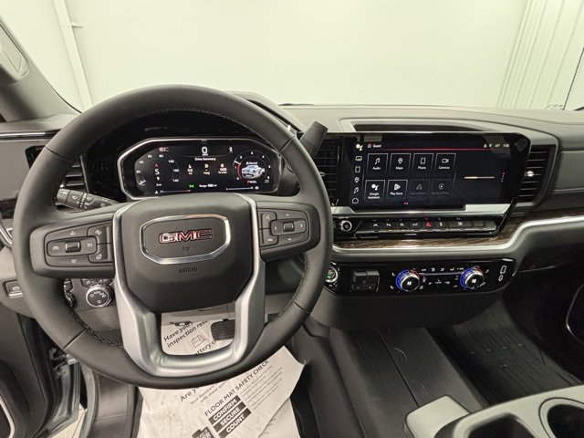 New 2026 GMC Sierra 1500 SLE w/ Preferred Package image 16