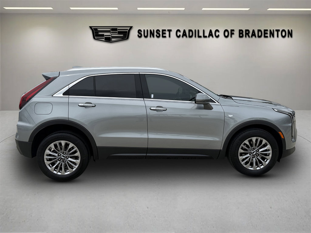 Certified 2024 Cadillac XT4 Premium Luxury FWD image 2