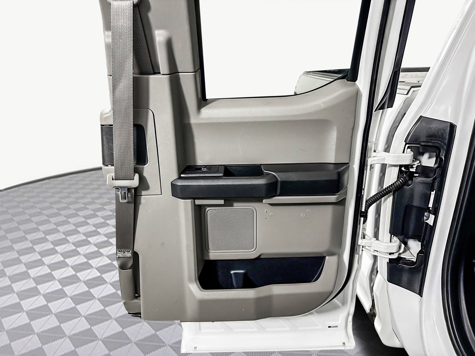 Used 2020 Ford F150 XL w/ Equipment Group 101A Mid image 27