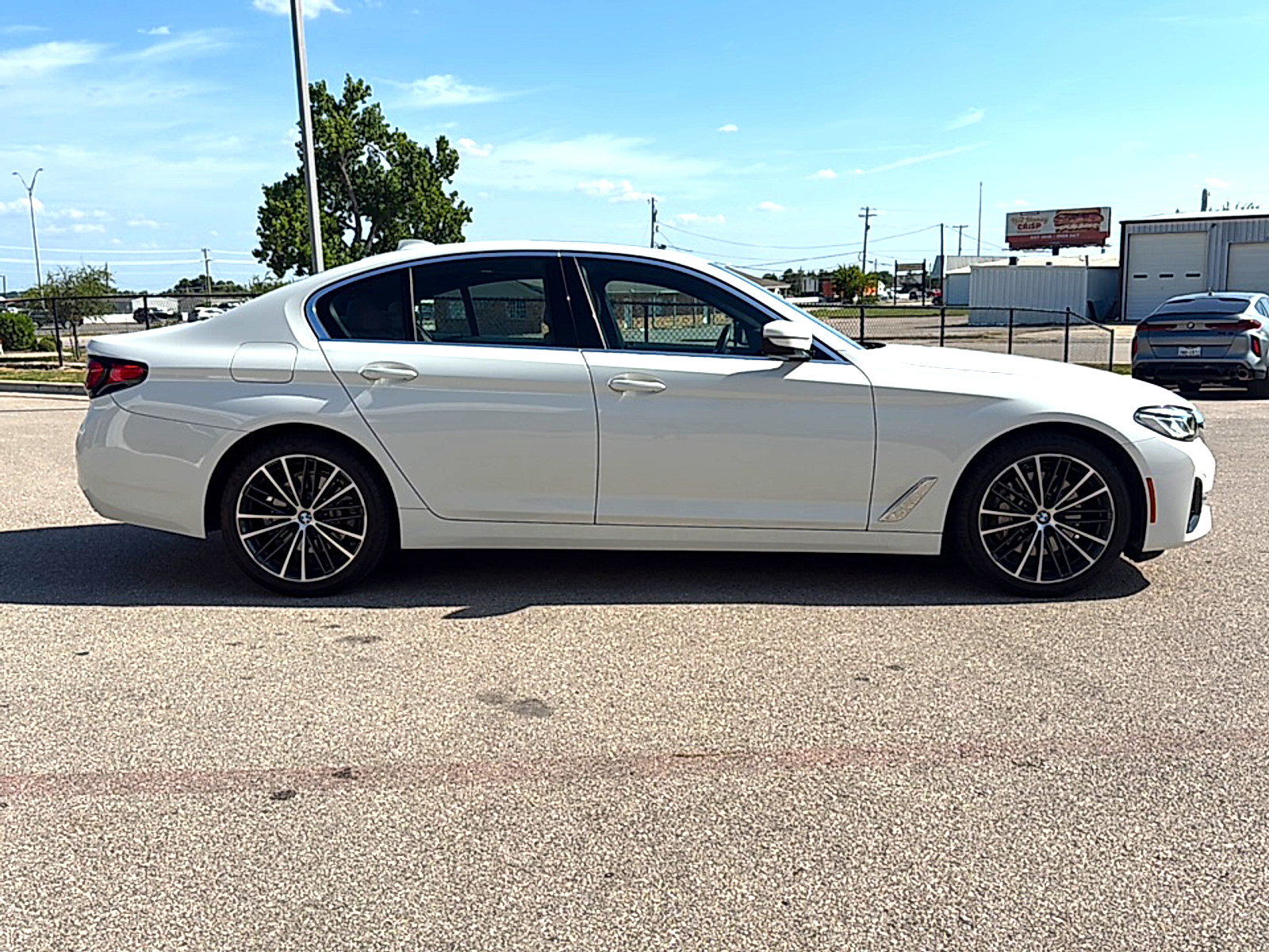 Used 2021 BMW 530i w/ Premium Package RWD image 5