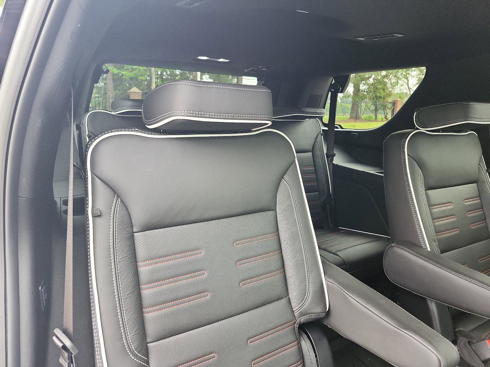 Used 2025 GMC Yukon AT4 Ultimate w/ LPO, Floor Liner Package AWD/4WD image 11