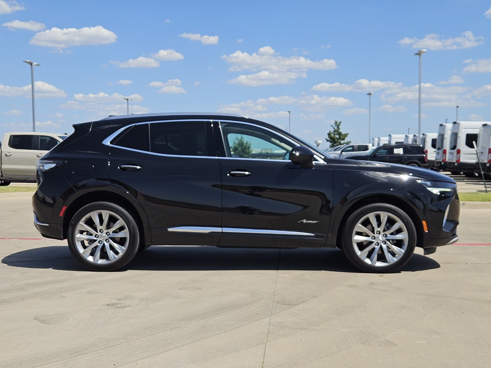 Used 2023 Buick Envision Avenir FWD image 7