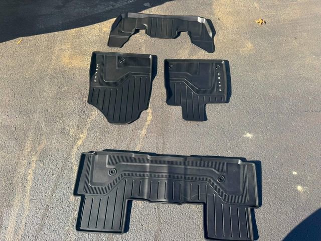 Used 2024 Honda Pilot Touring image 30