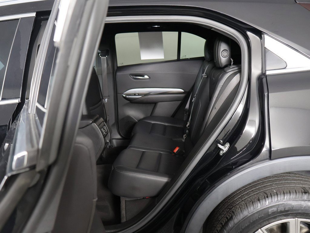 Used 2022 Cadillac XT4 Premium Luxury w/ Safety Alert Package image 28