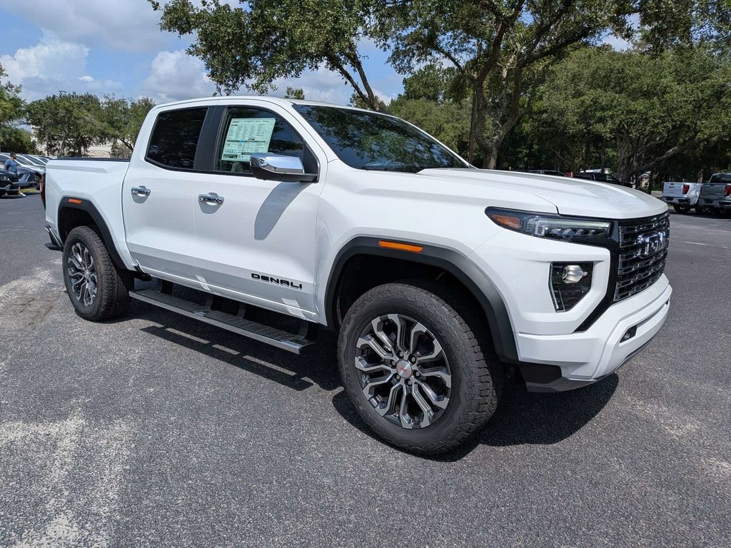 New 2026 GMC Canyon Denali w/ LPO, Black Badging Package AWD/4WD image 2