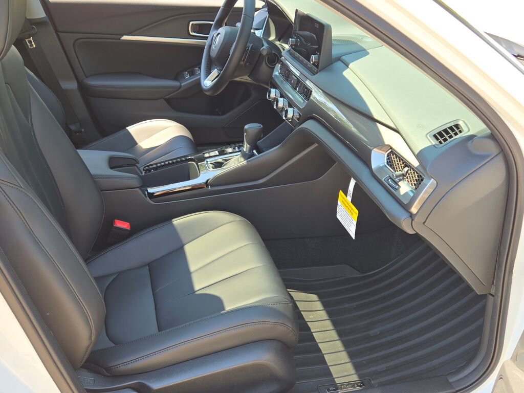 New 2025 Acura Integra Base image 6