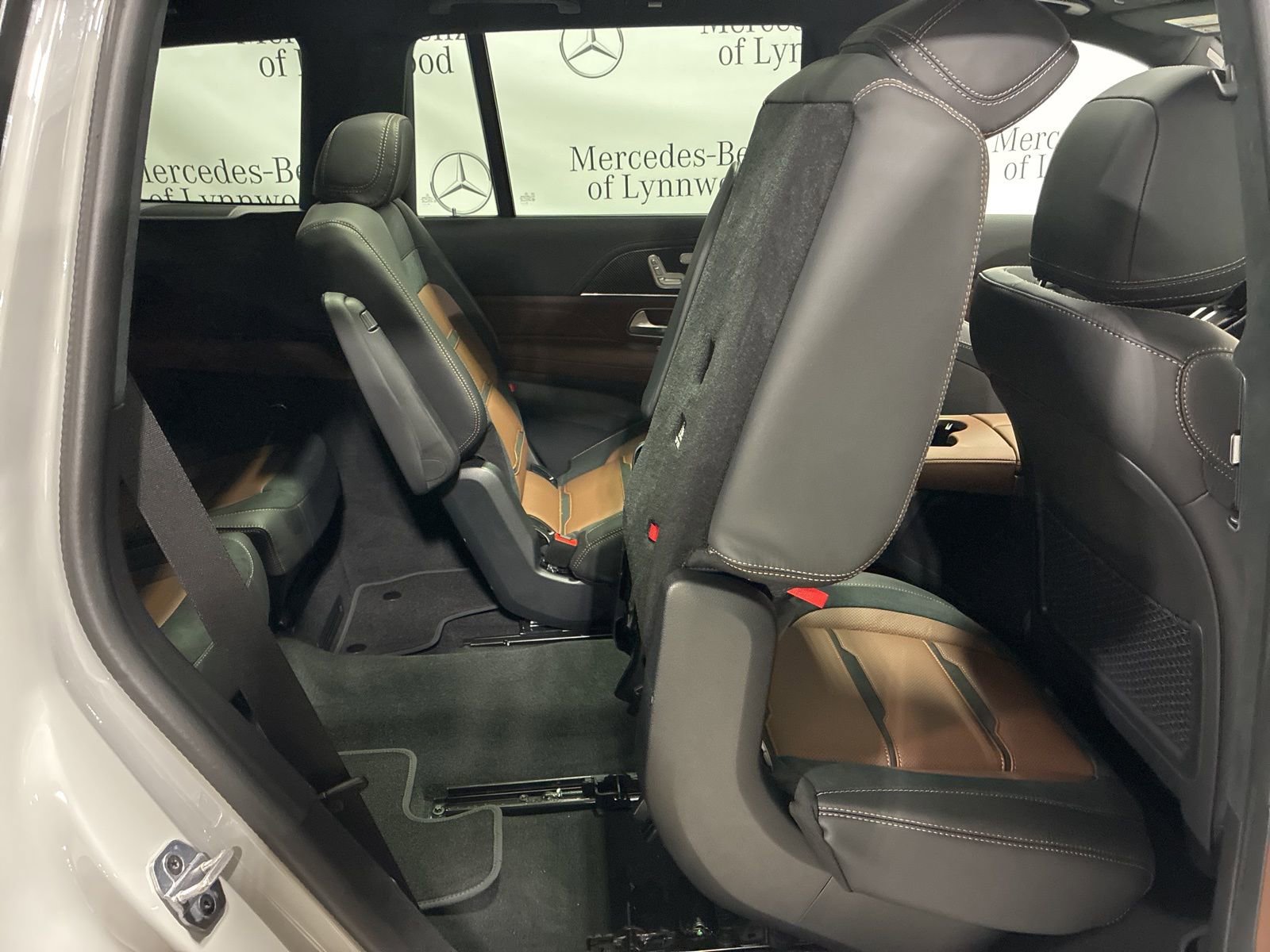 New 2026 Mercedes-Benz GLS 63 AMG 4MATIC image 24
