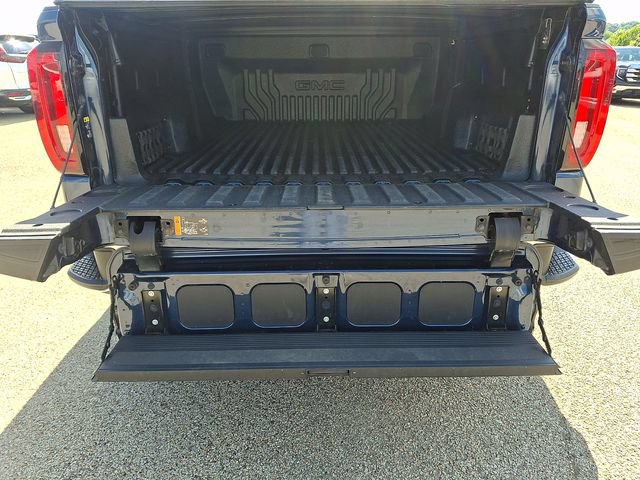 Used 2019 GMC Sierra 1500 SLT w/ SLT Premium Package AWD/4WD image 33