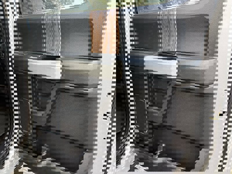 Used 2018 Ford F150 Lariat w/ Equipment Group 502A Luxury image 26