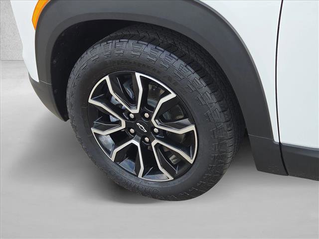 Used 2025 Chevrolet TrailBlazer ACTIV w/ Convenience Package image 22