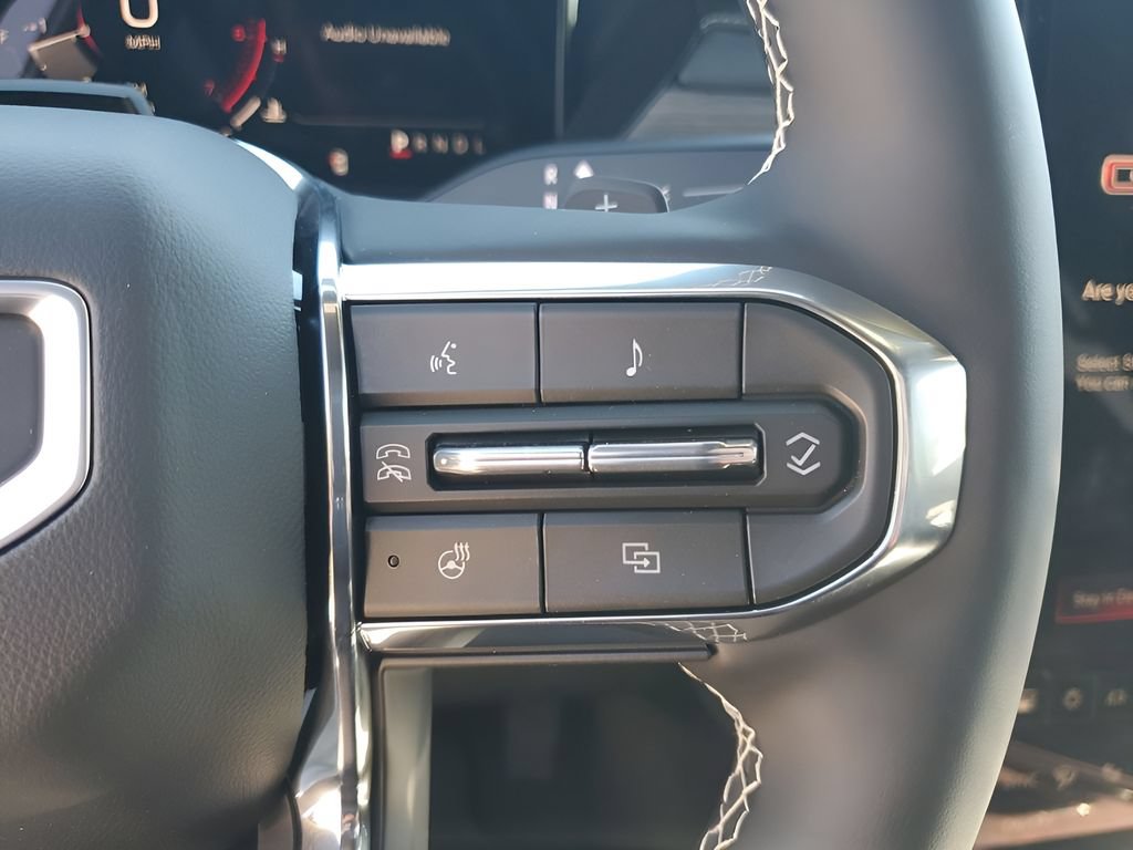 New 2026 GMC Acadia Denali w/ Super Cruise Package FWD image 36