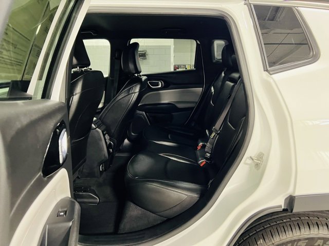 Used 2024 Jeep Compass Limited image 25
