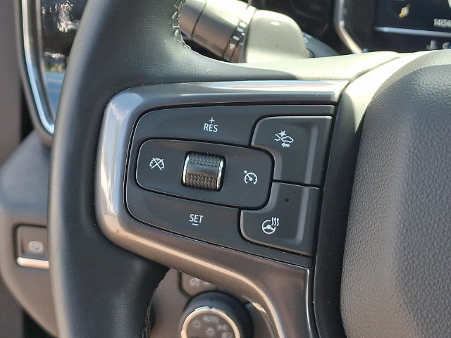 Used 2025 Chevrolet Silverado 1500 High Country w/ Technology Package AWD/4WD image 7