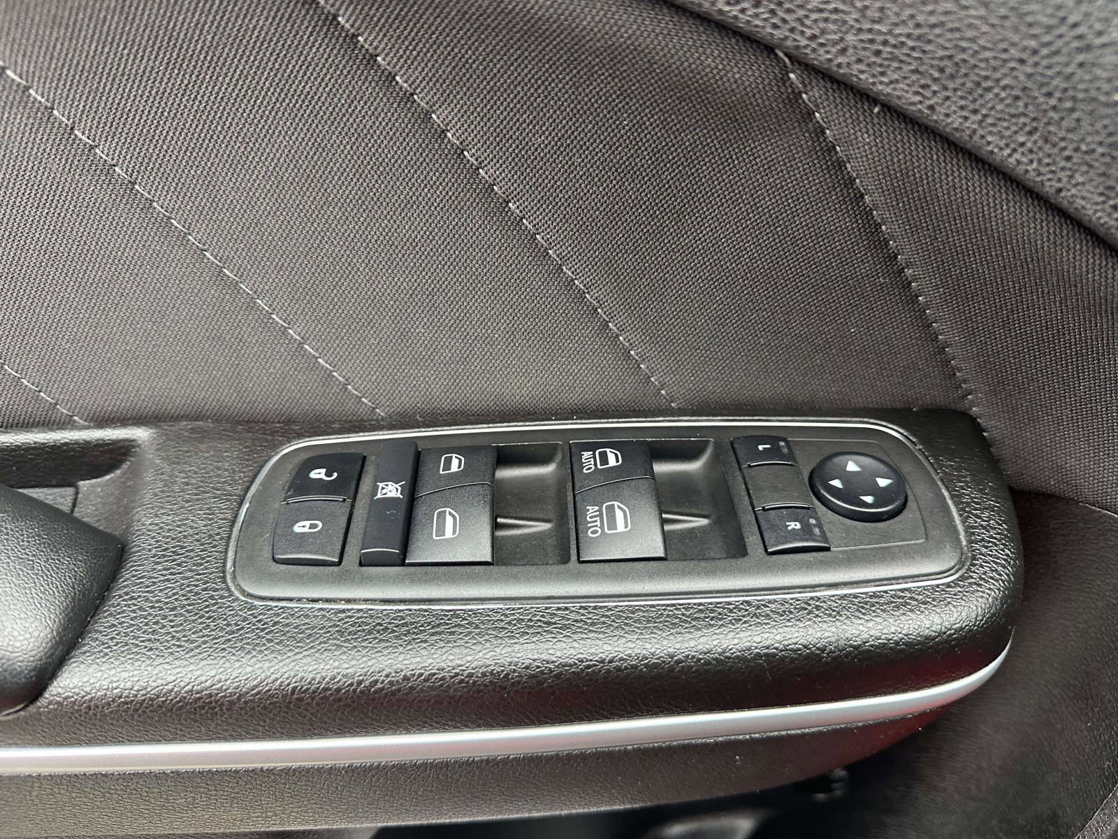 Used 2023 Dodge Charger SXT image 30