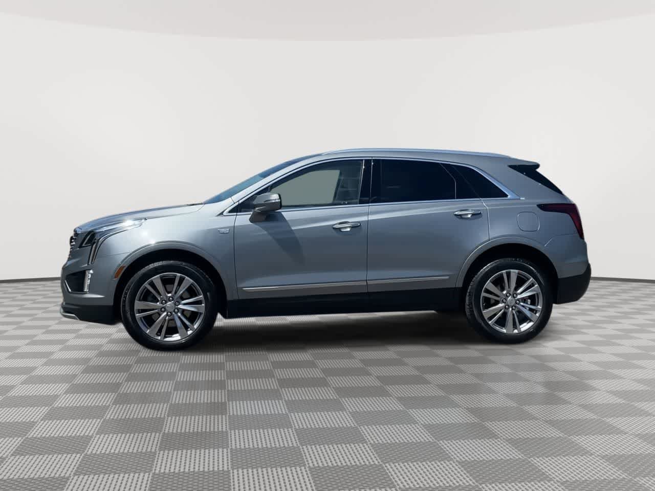 Certified 2024 Cadillac XT5 Premium Luxury AWD/4WD image 5