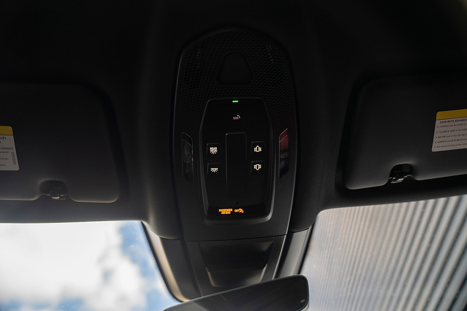 Certified 2025 Porsche Cayenne Coupe image 11