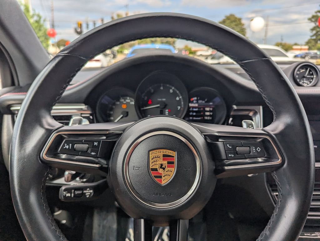 Used 2024 Porsche Macan Turbo image 24