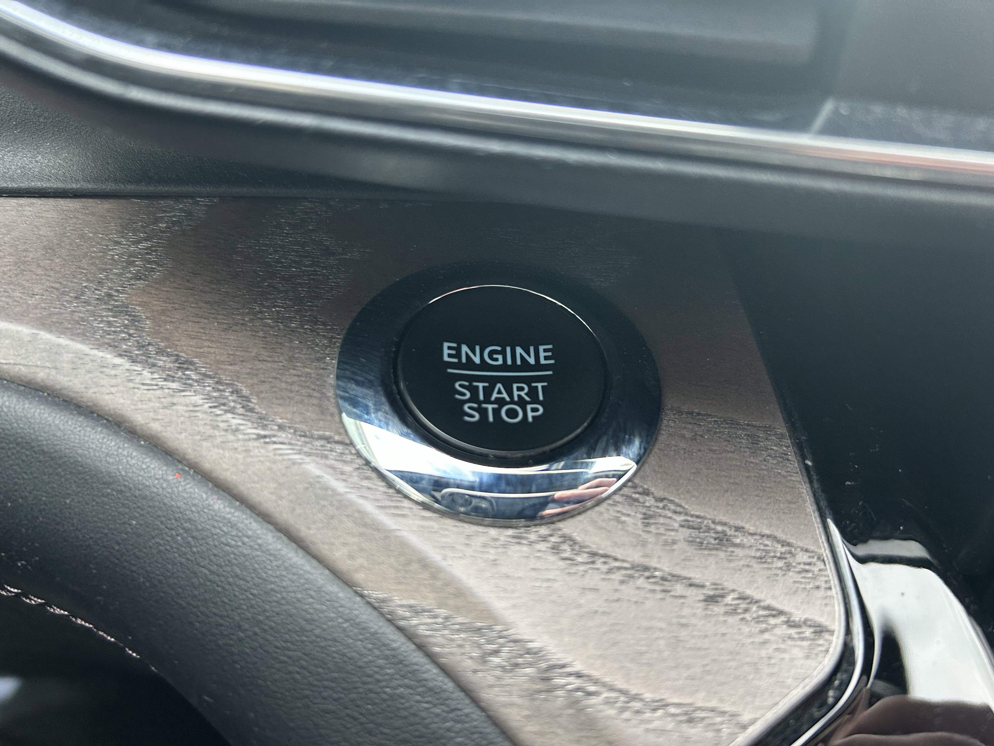 Used 2022 Ford Explorer Platinum w/ Equipment Group 601A image 16