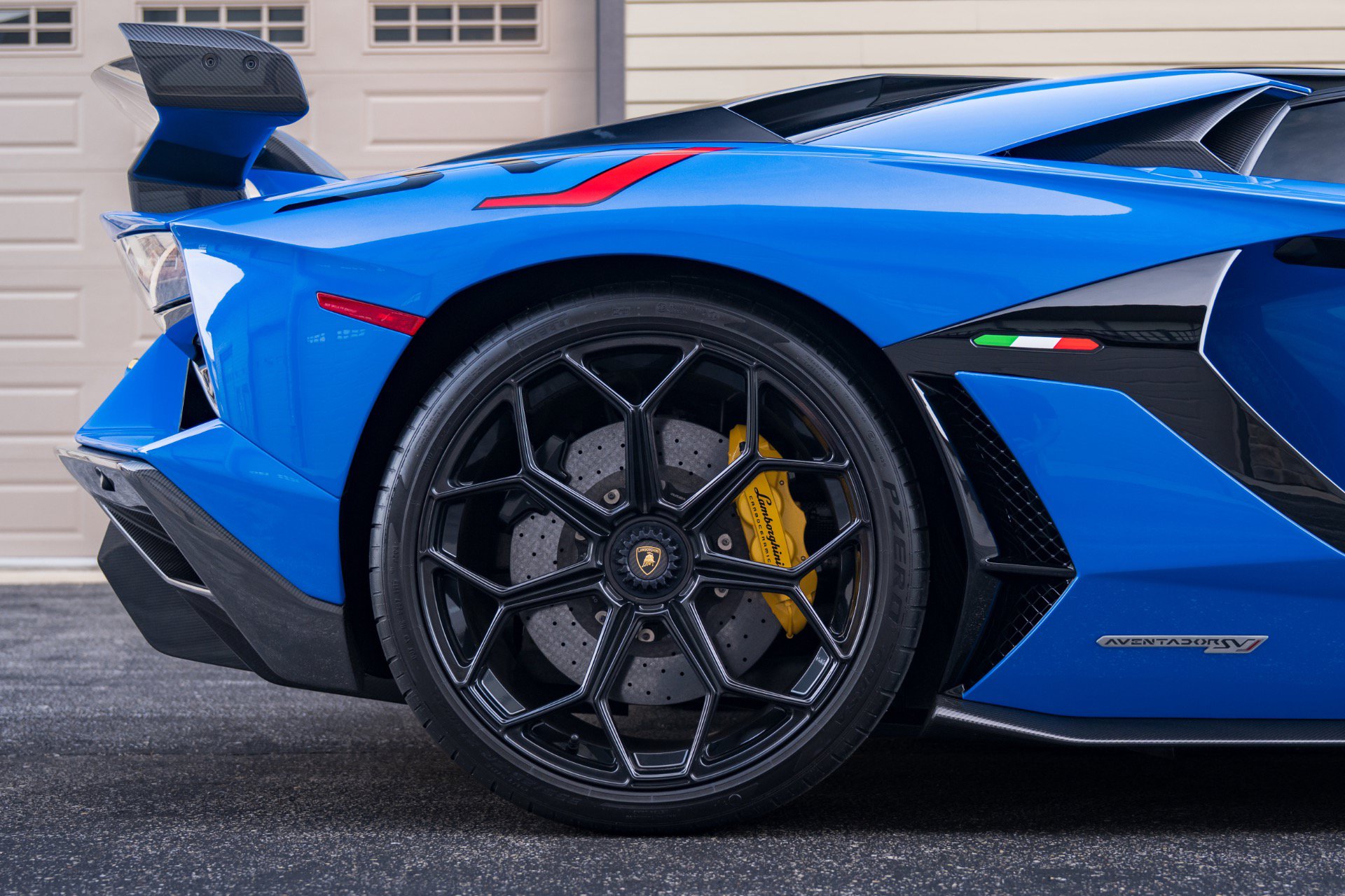 Used 2021 Lamborghini Aventador SVJ AWD/4WD image 62
