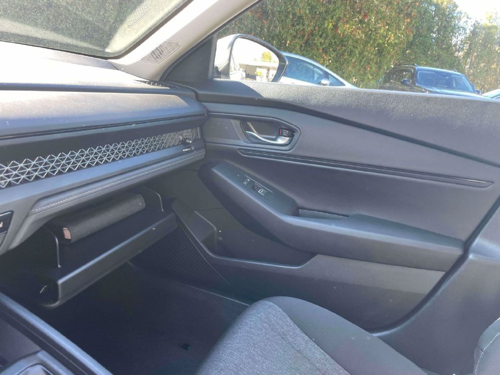 Used 2024 Honda Accord EX image 34