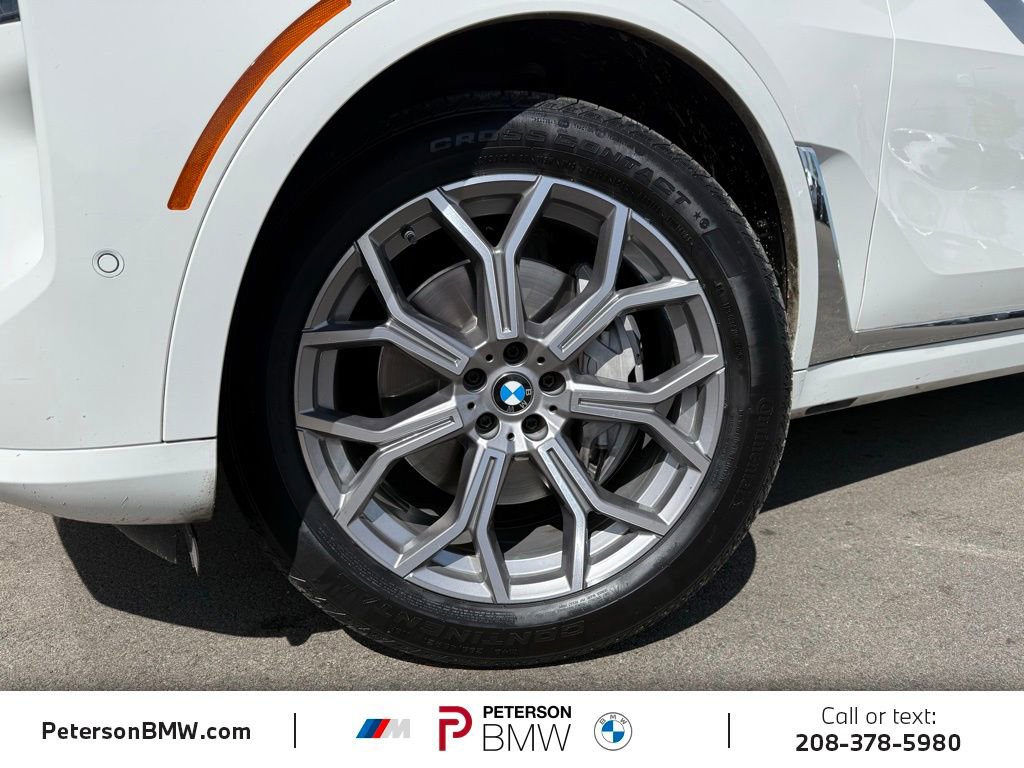 Used 2024 BMW X7 xDrive40i image 38